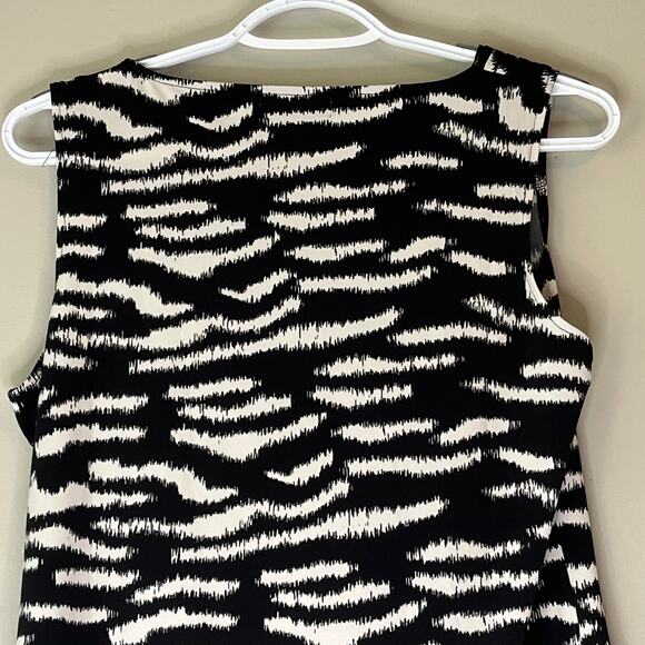 Calvin Klein Black & White Tank Top Size Large - Picture 6 of 11